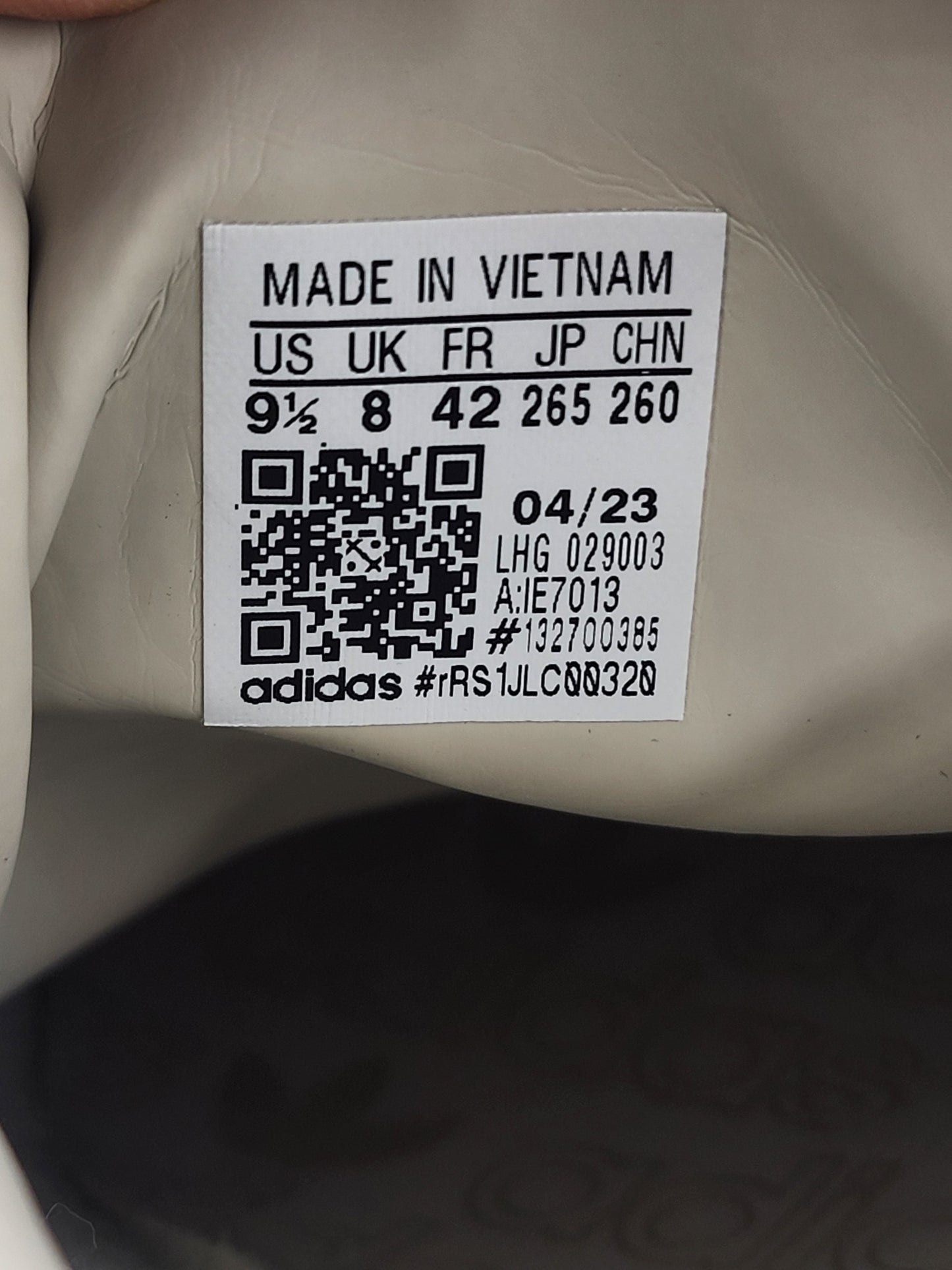 Adidas Originals Samba OG trainers in beige suede - UK 8