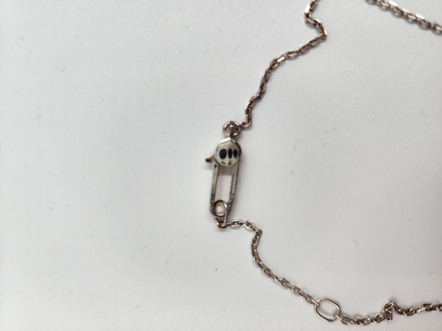 Gucci Silver Heart Shaped Necklace 48 Cm Pendant