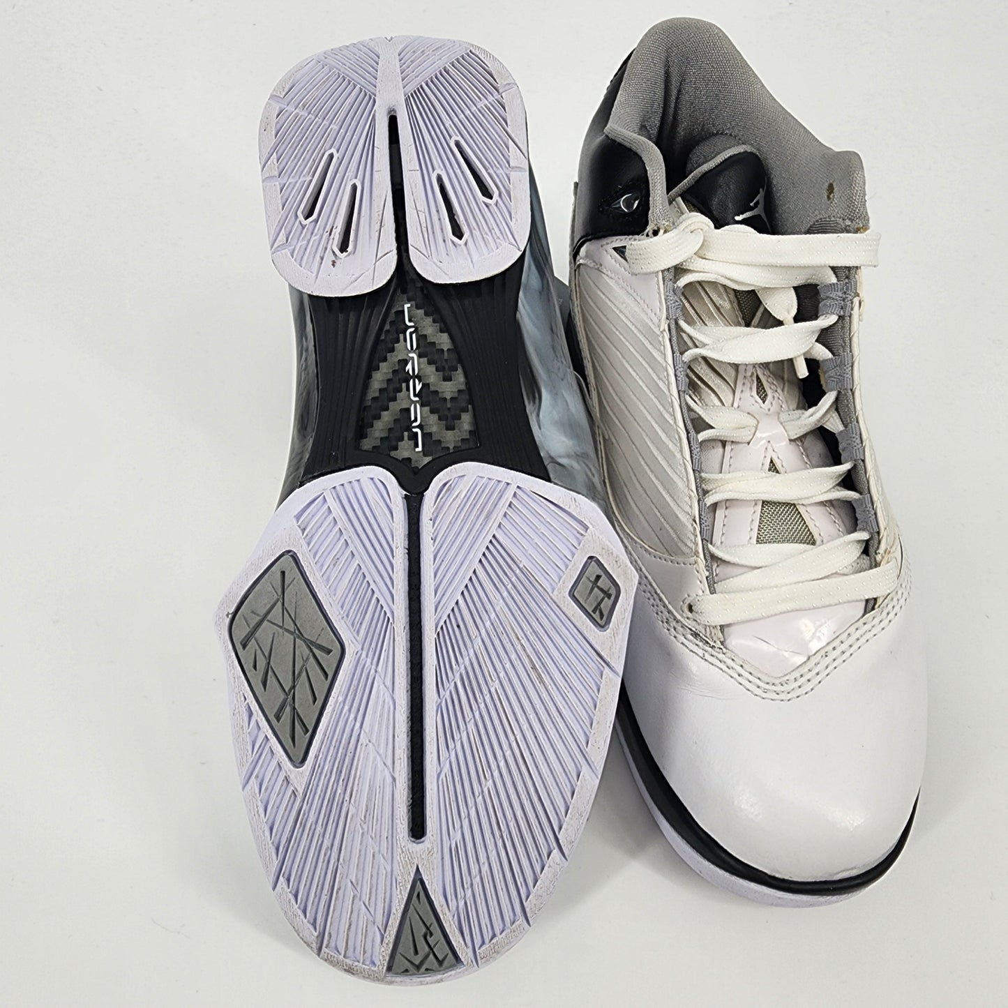 Air Jordan XXIV (24) 2009 - Size UK 6 - White/Metallic-Silver