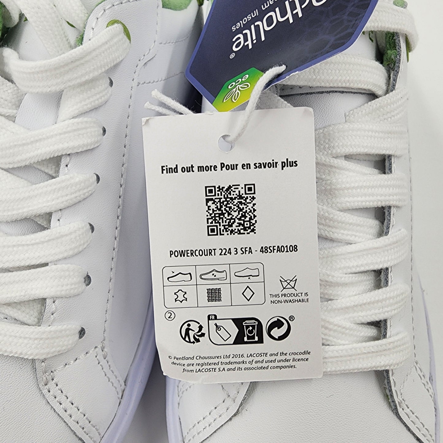 Lacoste Women's Powercourt Leather Sneakers - UK 4