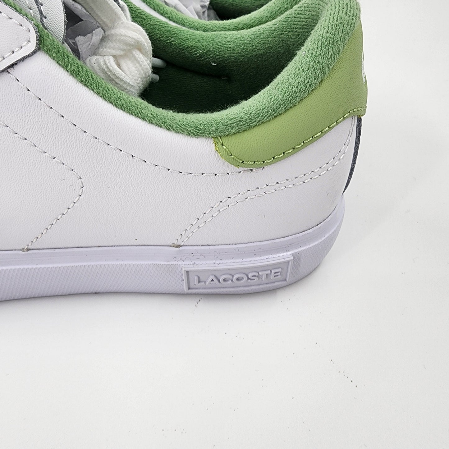 Lacoste Women's Powercourt Leather Sneakers - UK 4