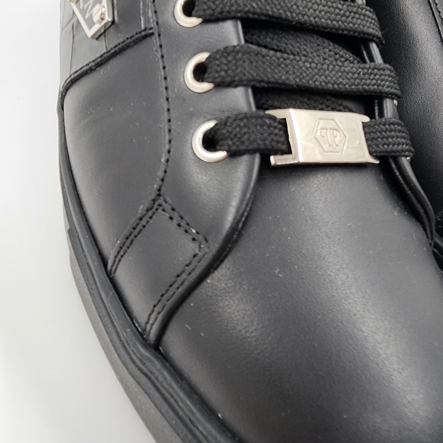 Philipp Plein Triangle Plein-plaque Black leather sneakers - 43