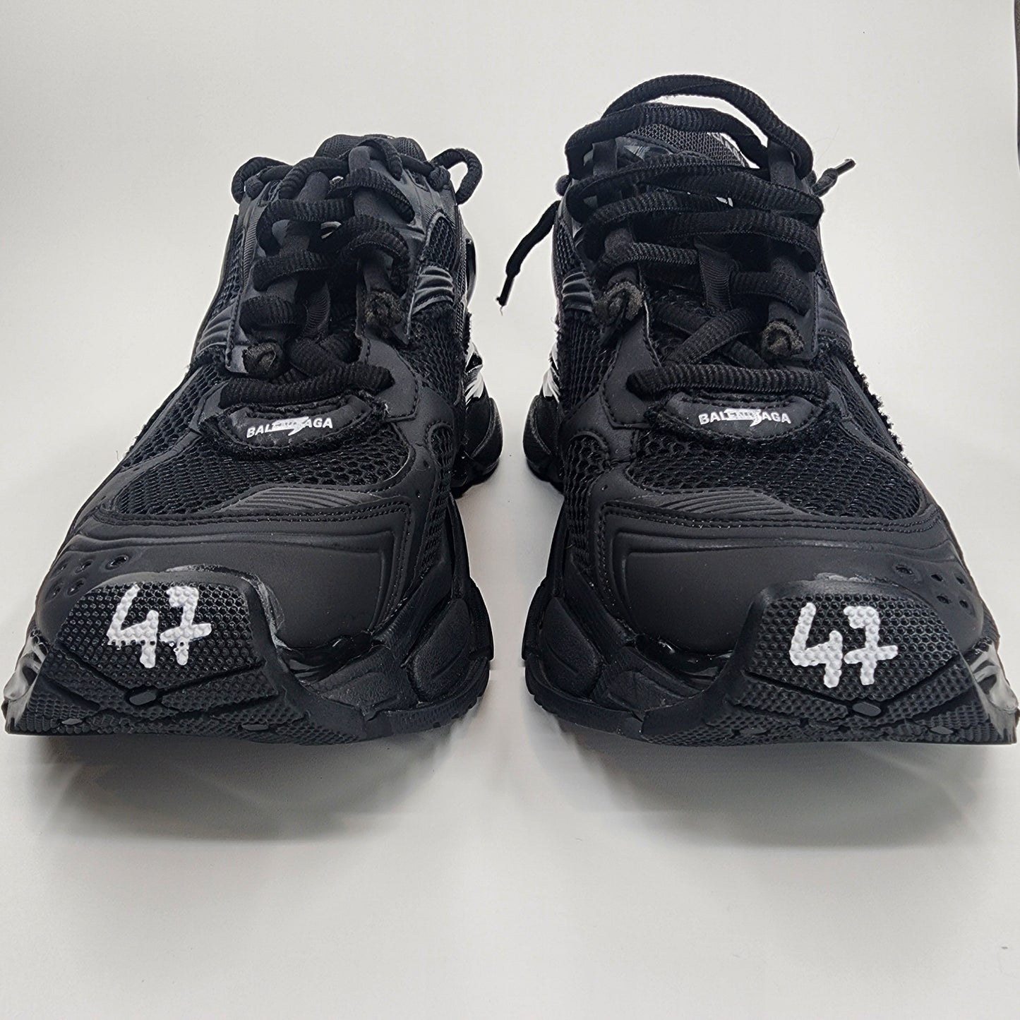 Balenciaga Black Runner Low Trainers - Size EU 47
